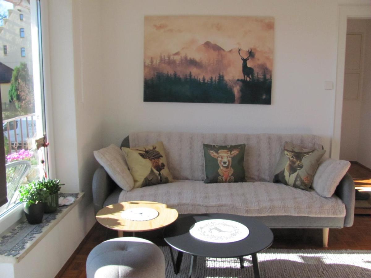 #1Gemuetliches Ruhiges Sonniges Balkonzimmer Mit Gemeinschaftsbad W-Lan Airport Nah Late Night Check In Haus Nr 9,5 Trunkelsberg Luaran gambar